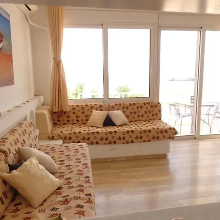 Anastasia House Haraki Appartement *