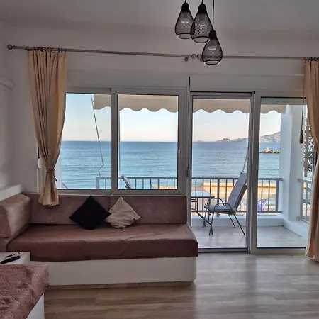 Anastasia House * האראקי