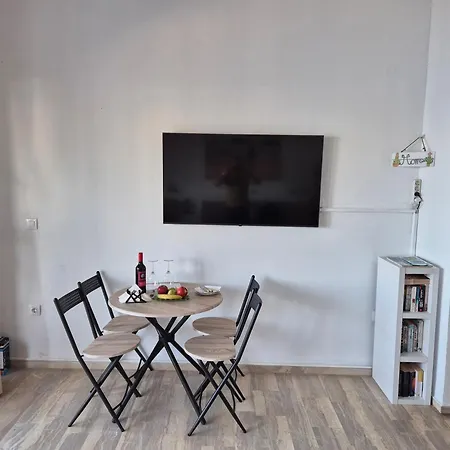 Anastasia House Haraki Apartment
